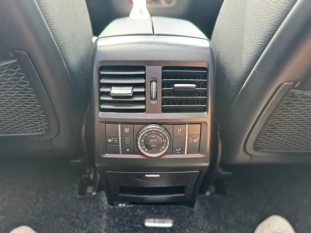 Mercedes-Benz GLS — фото 14