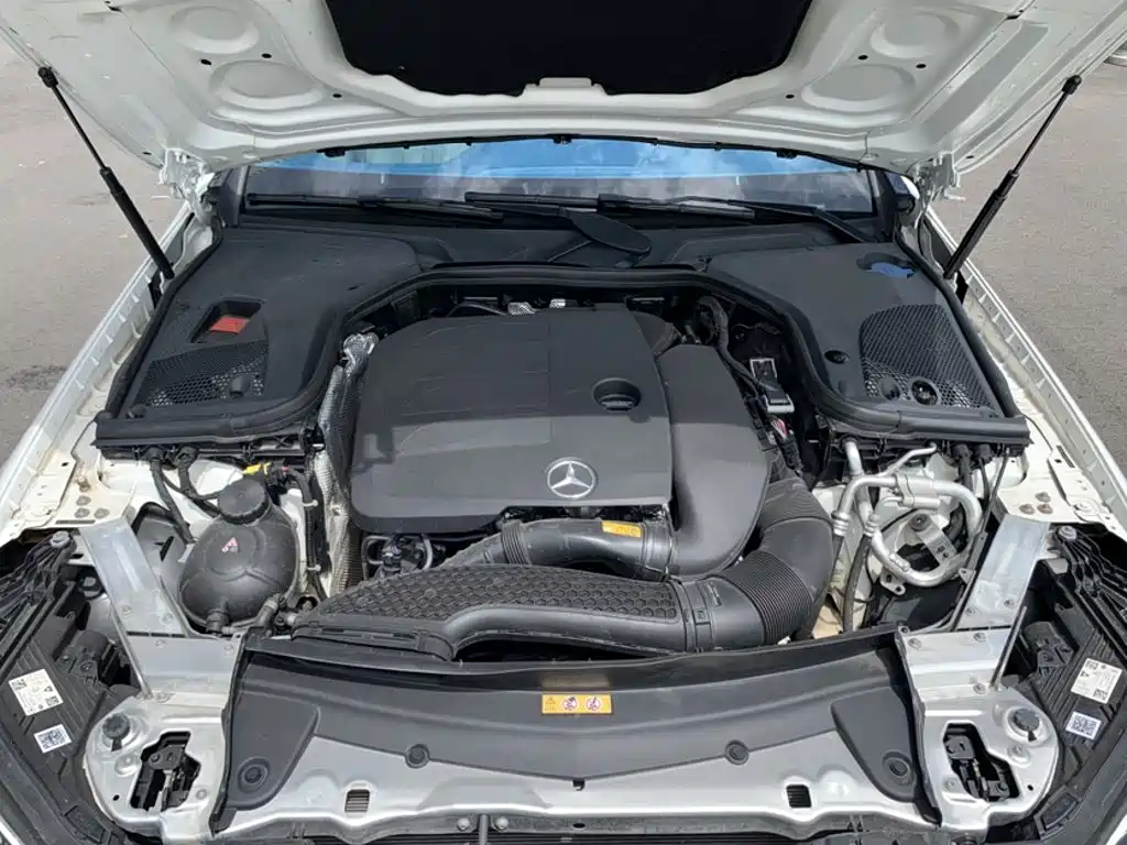 Mercedes-Benz E-Class (Import) — фото 17