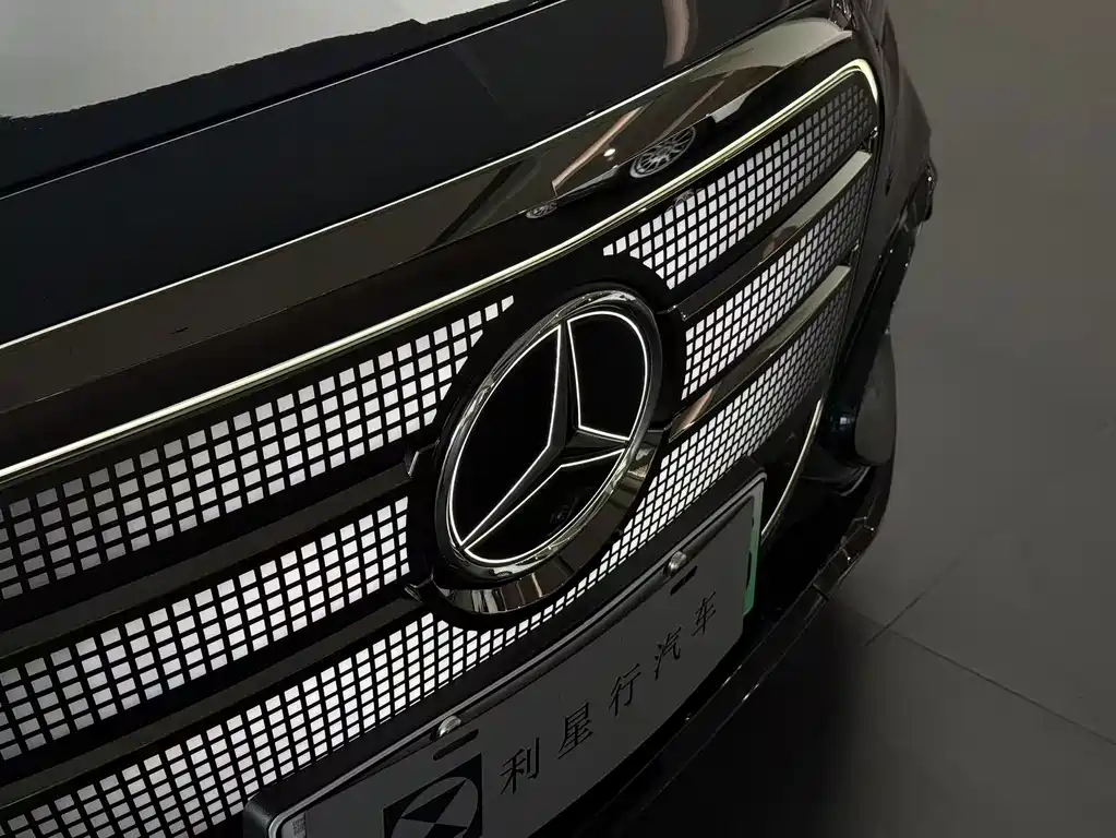 Mercedes-Benz GLC New Energy — фото 18