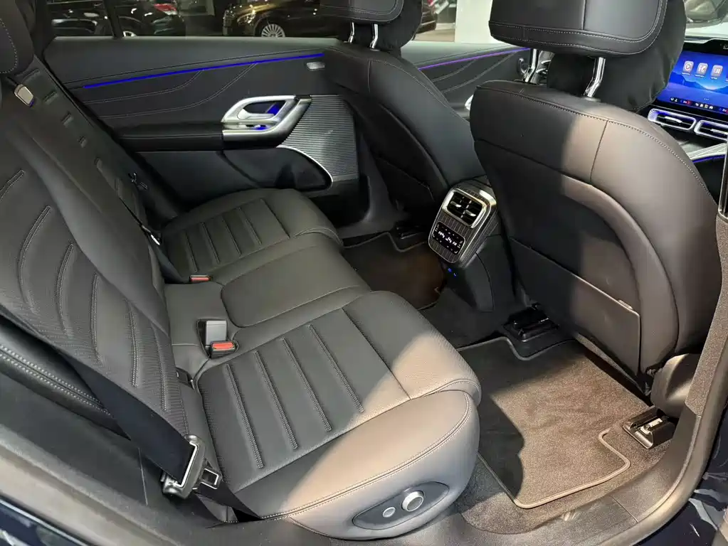 Mercedes-Benz GLC New Energy — фото 10