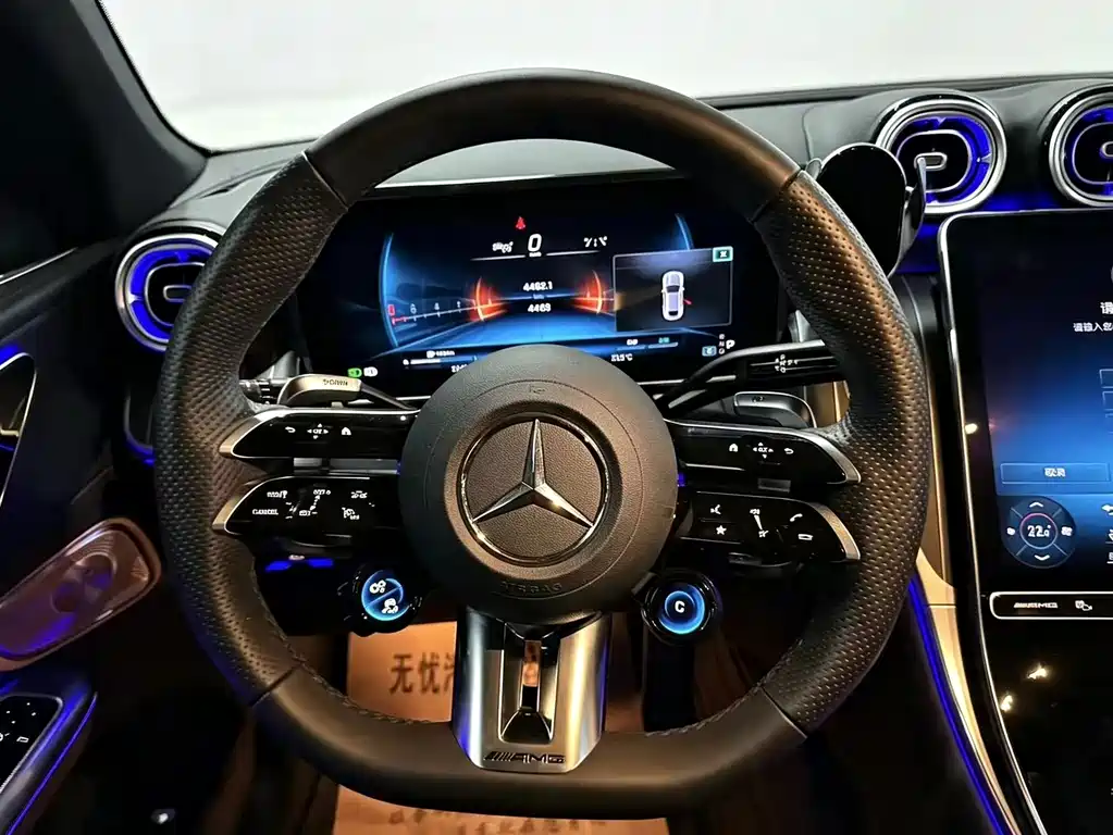 Mercedes-Benz GLC Coupe AMG — фото 9