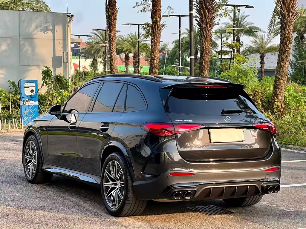 Mercedes-Benz GLC AMG — фото 14
