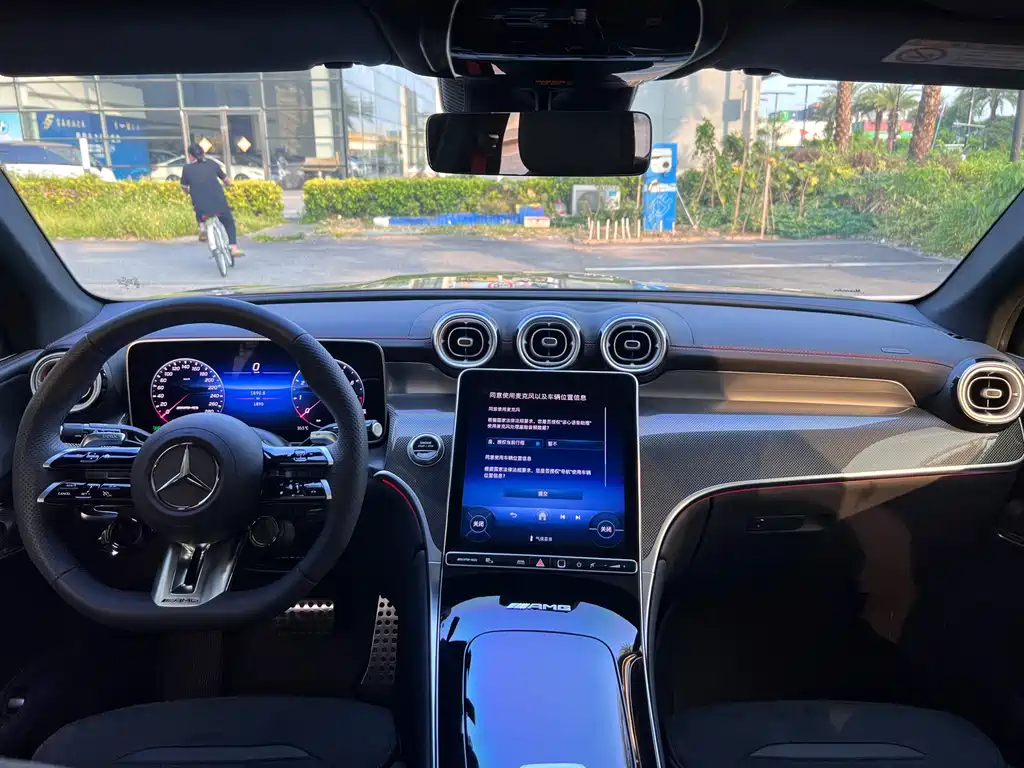 Mercedes-Benz GLC AMG — фото 6