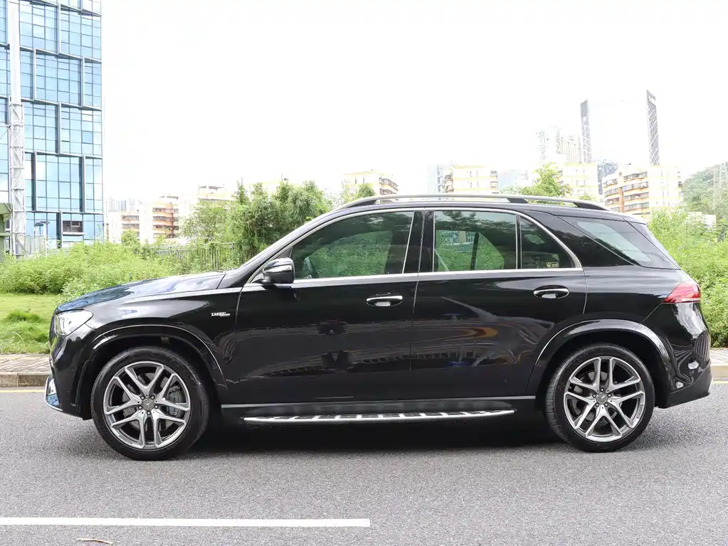 Mercedes-Benz GLE AMG — фото 7