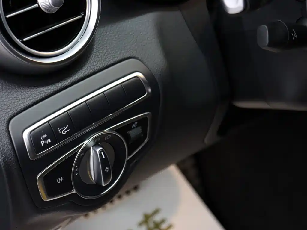 Mercedes-Benz C-Class AMG — фото 30