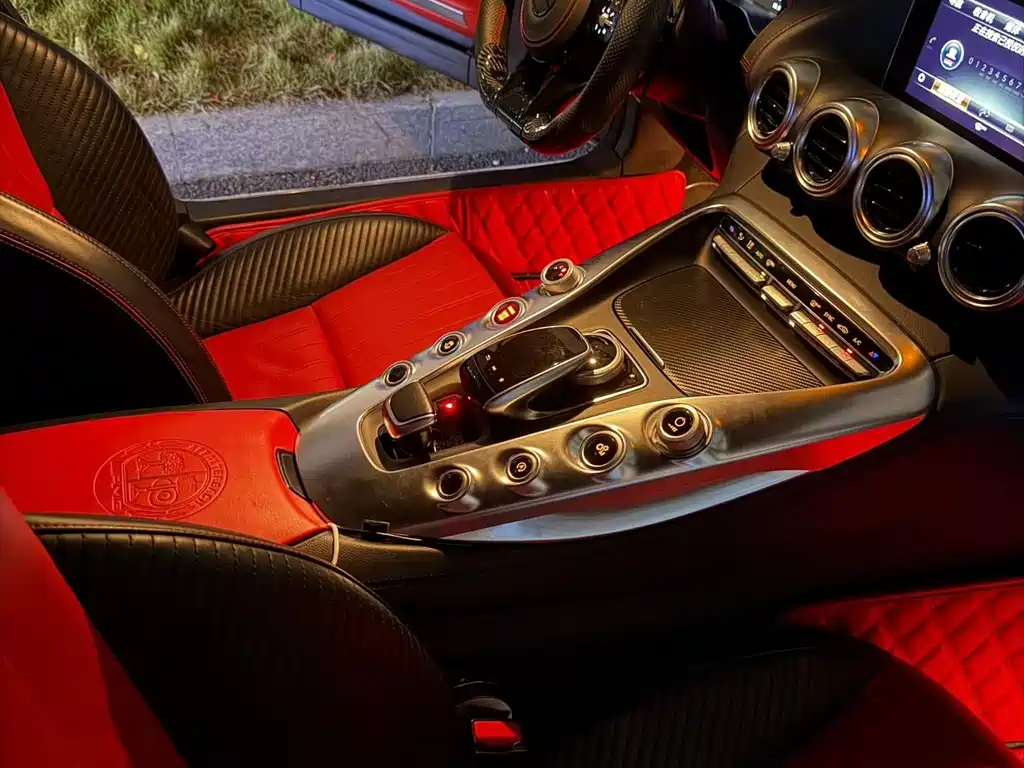 Mercedes-Benz AMG GT — фото 8