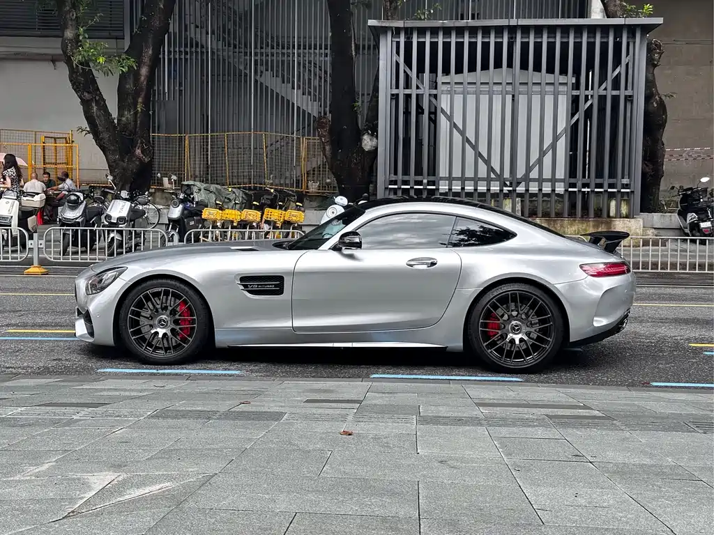 Mercedes-Benz AMG GT — фото 3