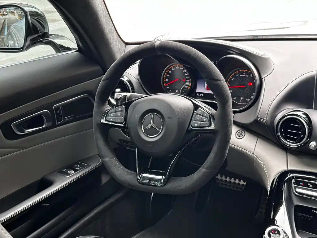 Mercedes-Benz AMG GT — фото 9