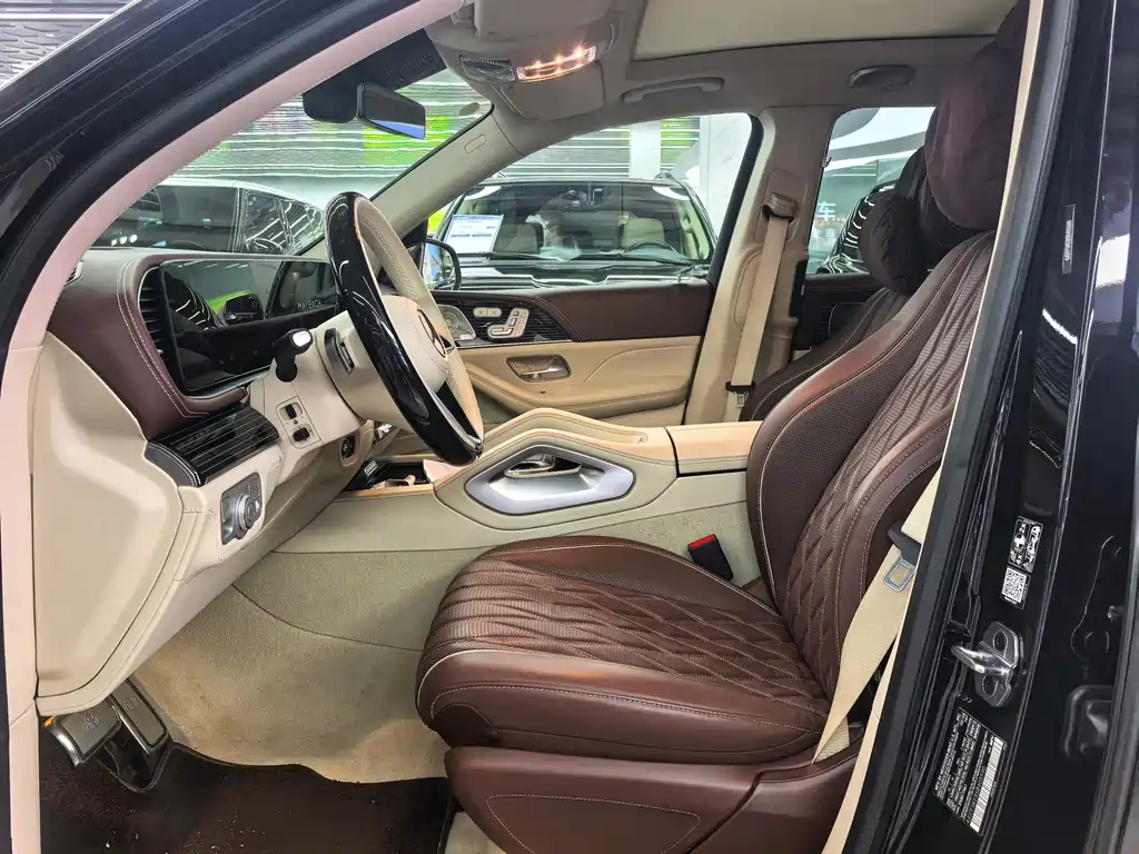 Mercedes-Benz GLS — фото 5