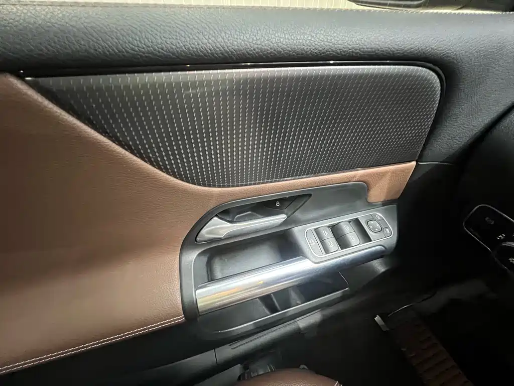 Mercedes-Benz B-Class — фото 14