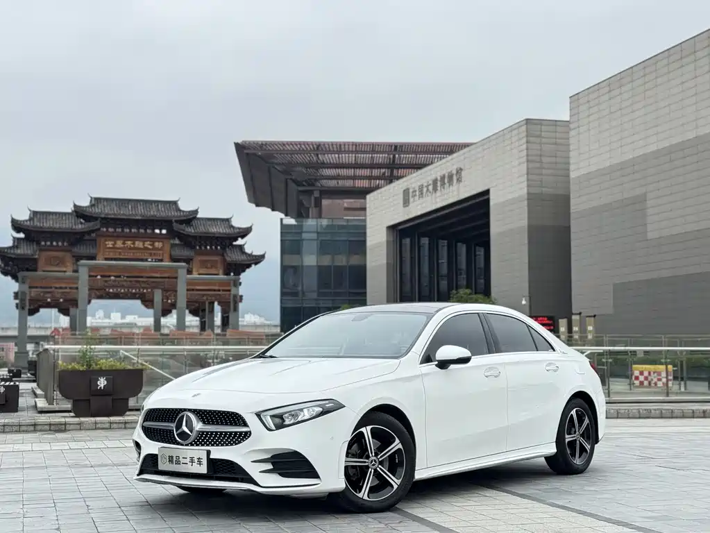 Mercedes-Benz A-Class — фото 1