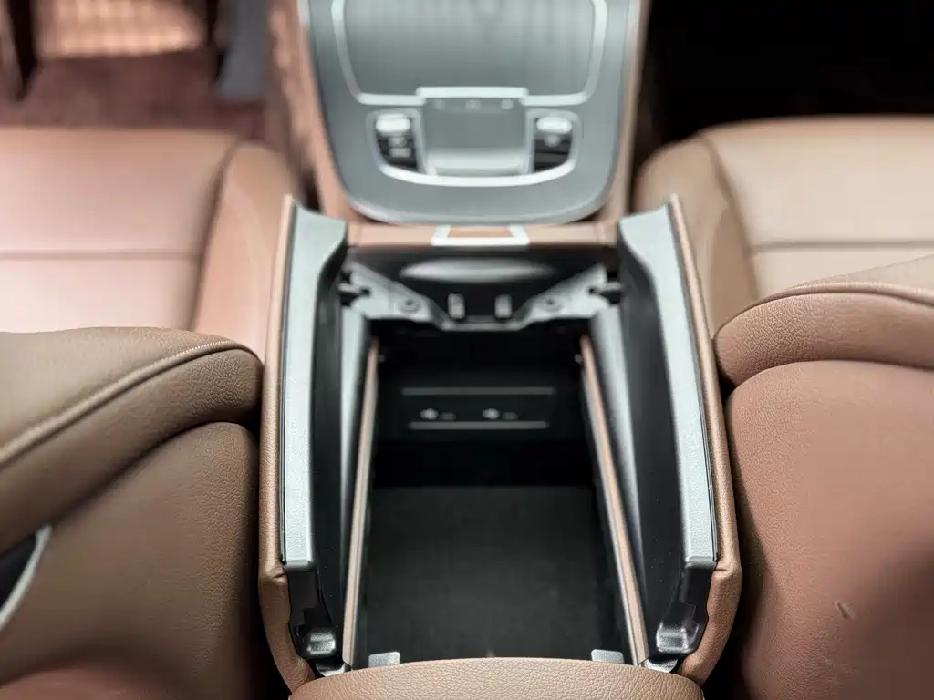 Mercedes-Benz E-Class New Energy — фото 20