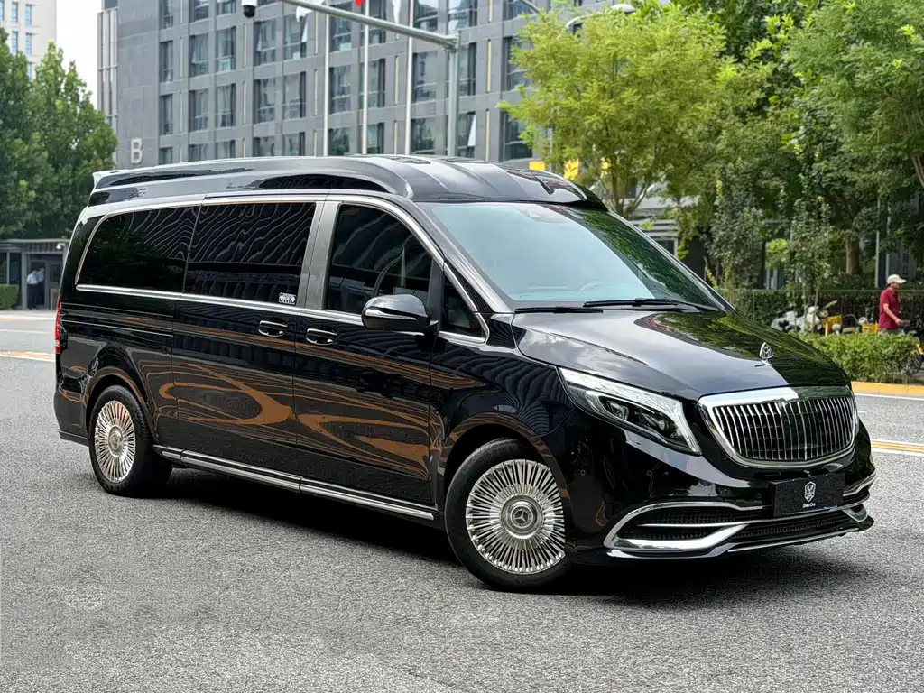 Mercedes-Benz V-Class — фото 3