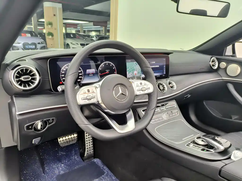 Mercedes-Benz E-Class (Import) — фото 10