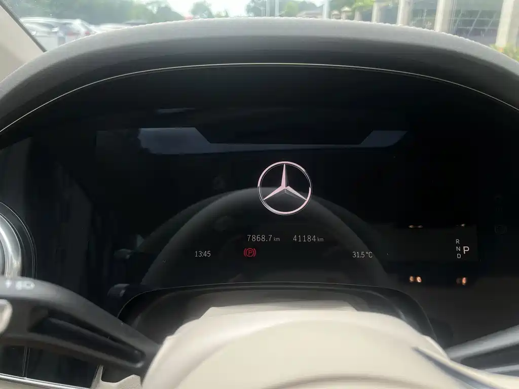Mercedes-Benz EQS — фото 15