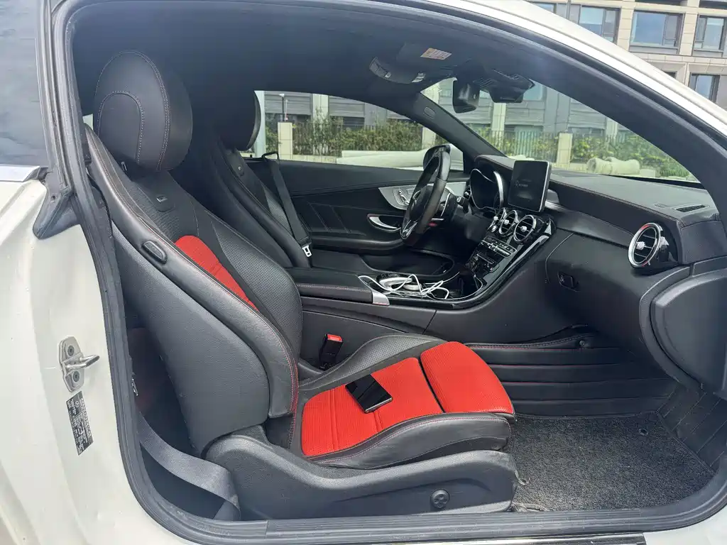 Mercedes-Benz C-Class AMG — фото 17