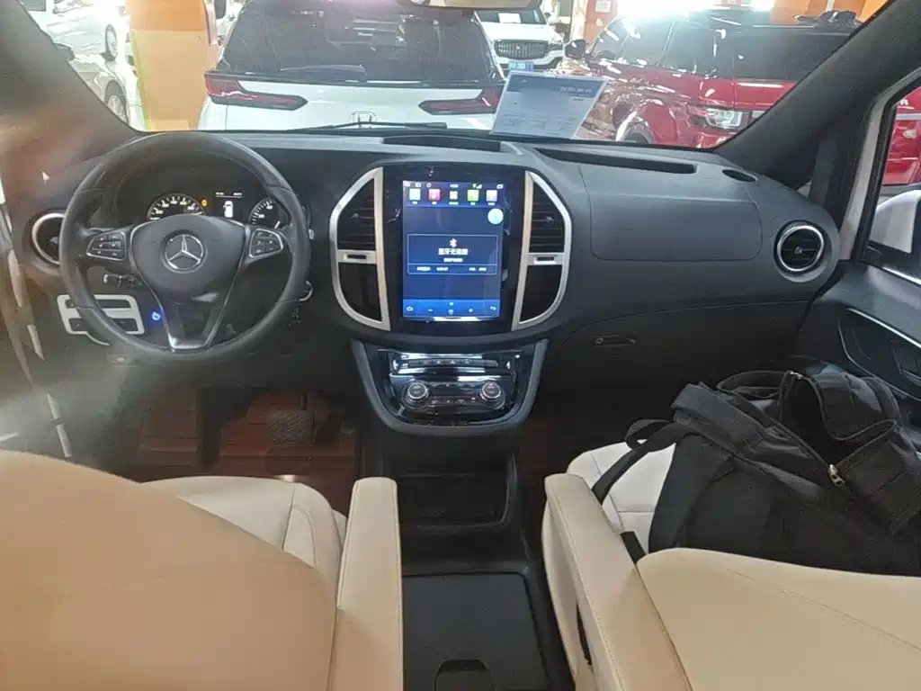 Mercedes-Benz Vito — фото 10
