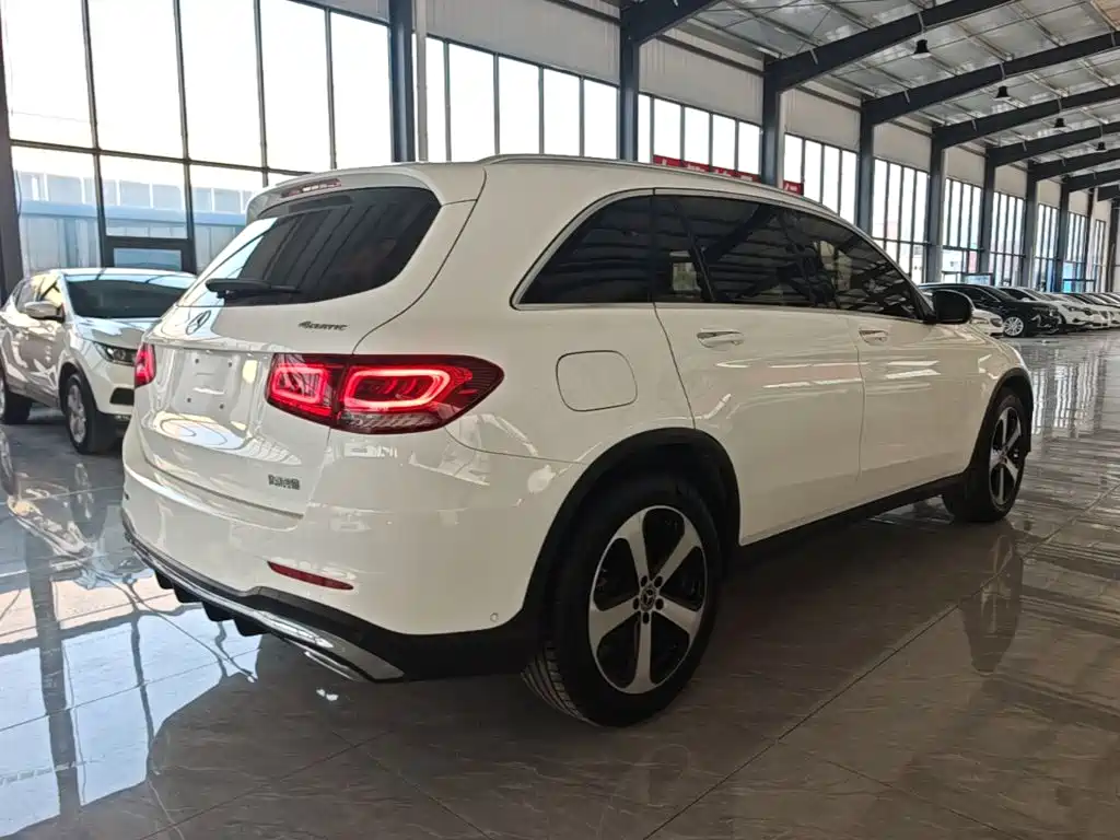 Mercedes-Benz GLC — фото 7