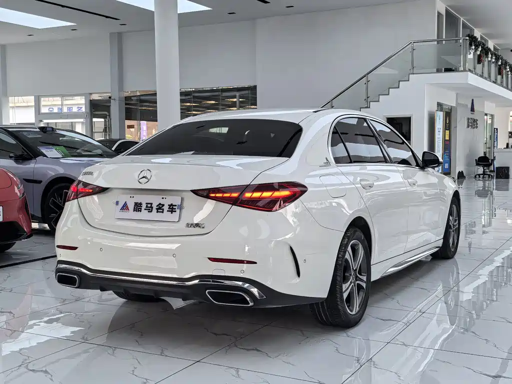 Mercedes-Benz C-Class — фото 15