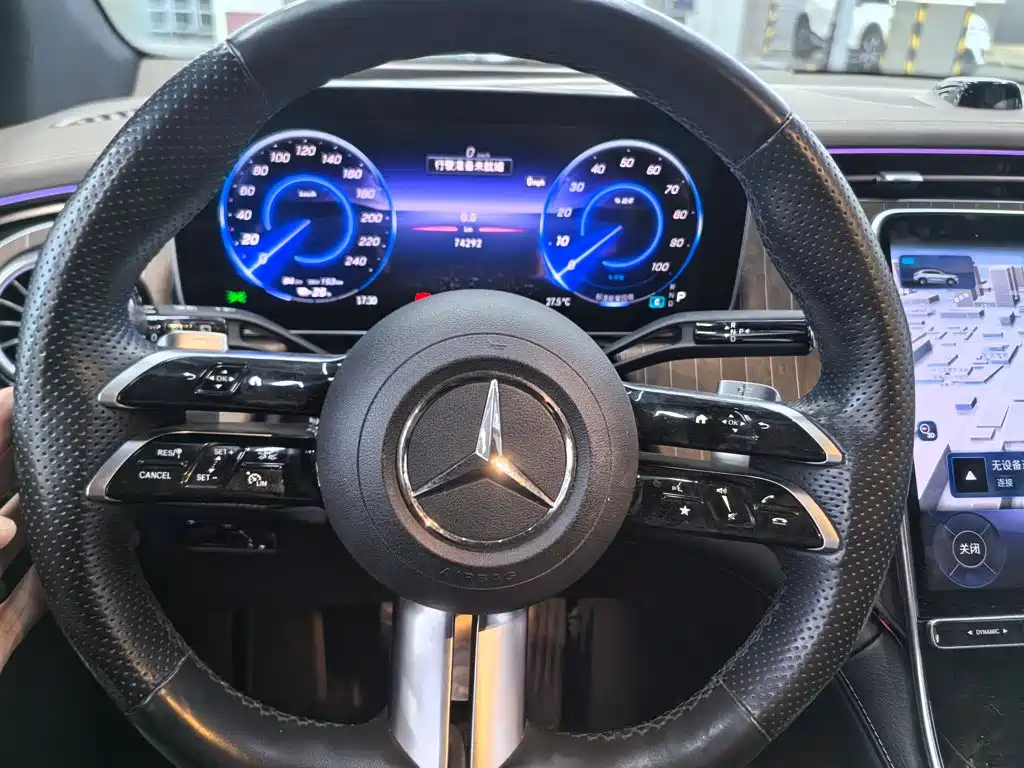 Mercedes-Benz EQE SUV — фото 2