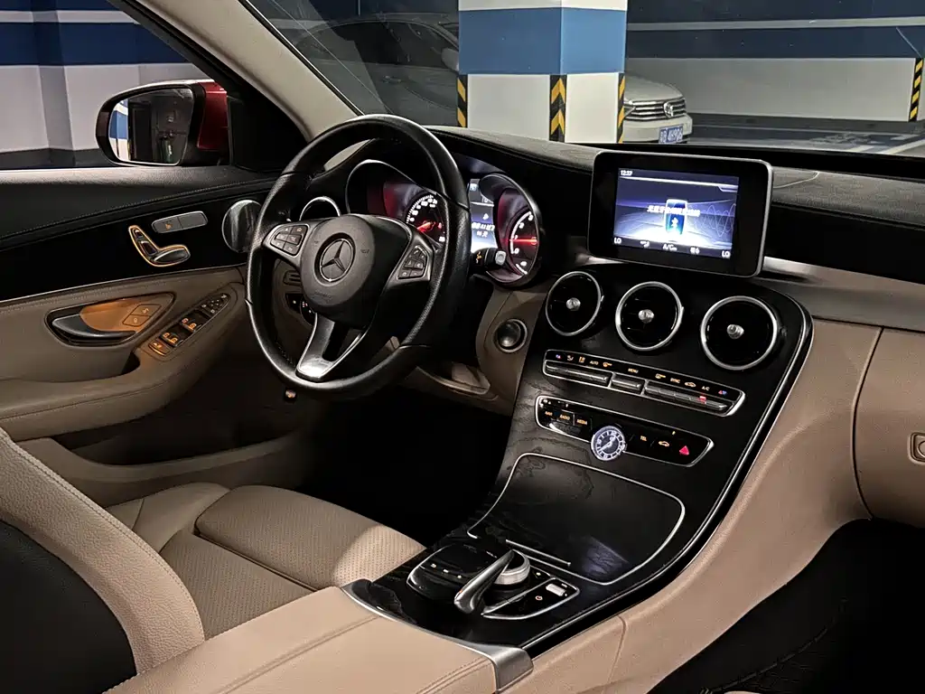 Mercedes-Benz C-Class — фото 11