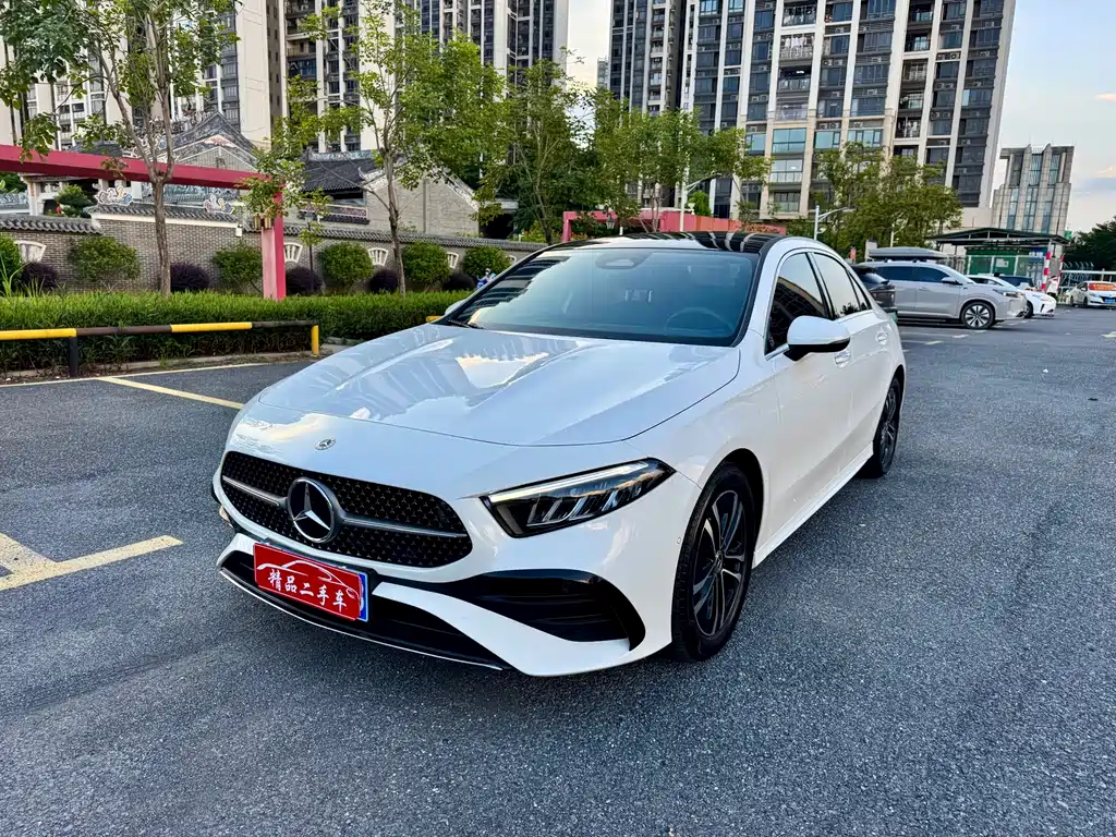 Mercedes-Benz A-Class — фото 1