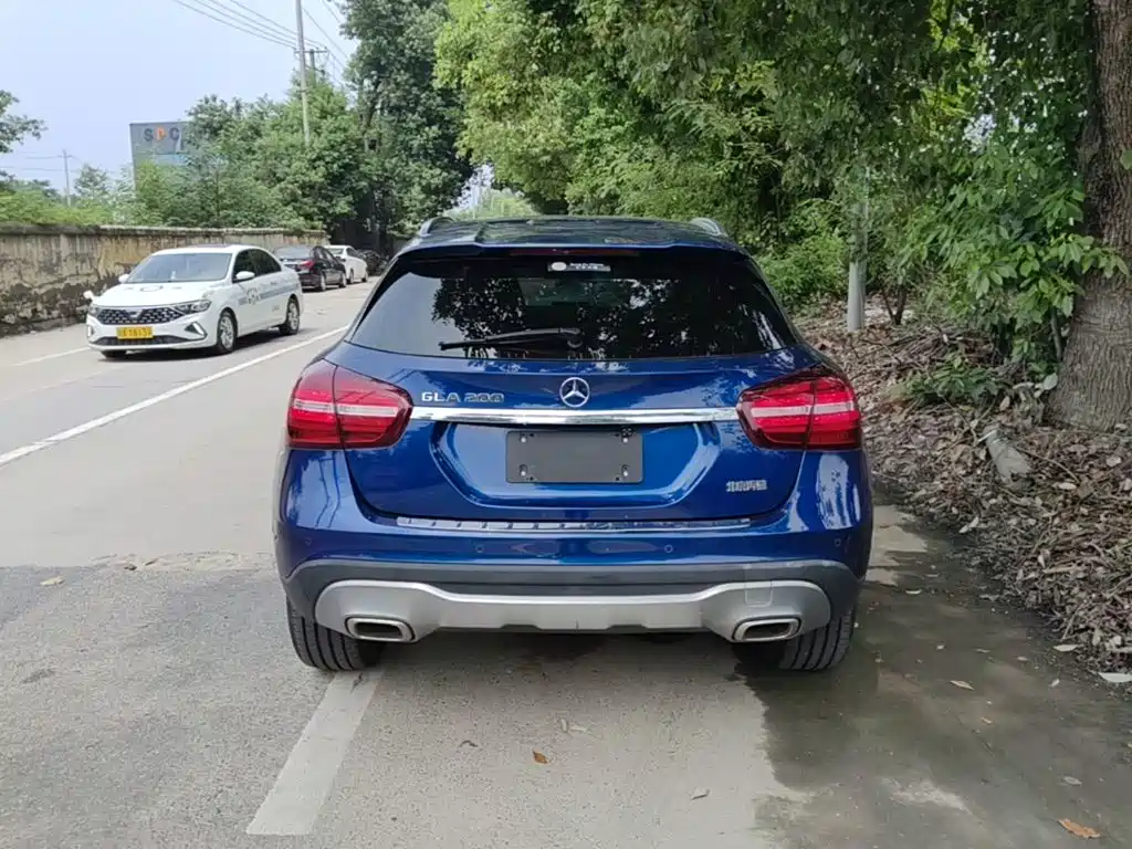 Mercedes-Benz GLA — фото 6