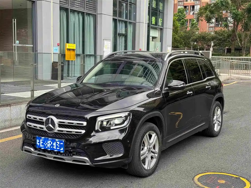 Mercedes-Benz GLB — фото 2