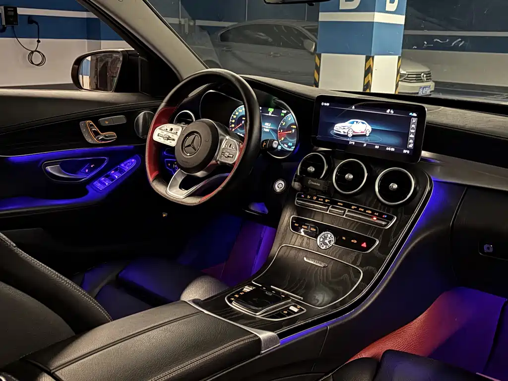 Mercedes-Benz C-Class — фото 11