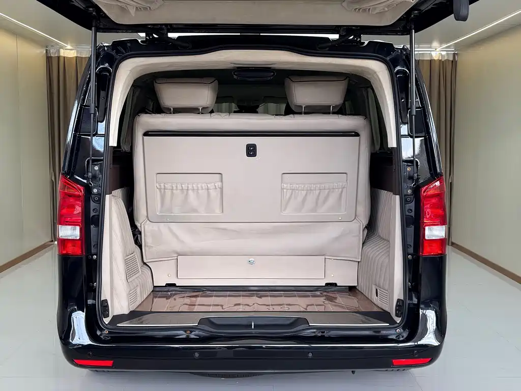 Mercedes-Benz Vito — фото 32