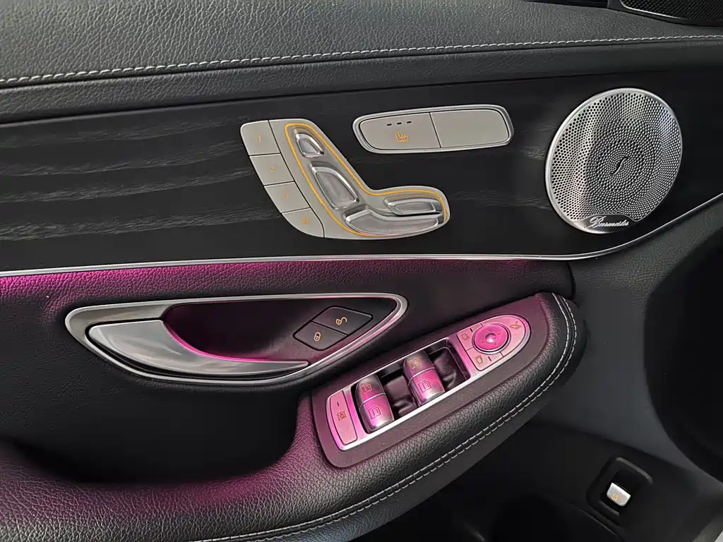 Mercedes-Benz C-Class — фото 13