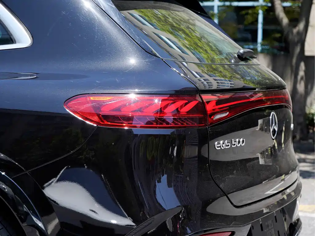 Mercedes-Benz EQS SUV — фото 6
