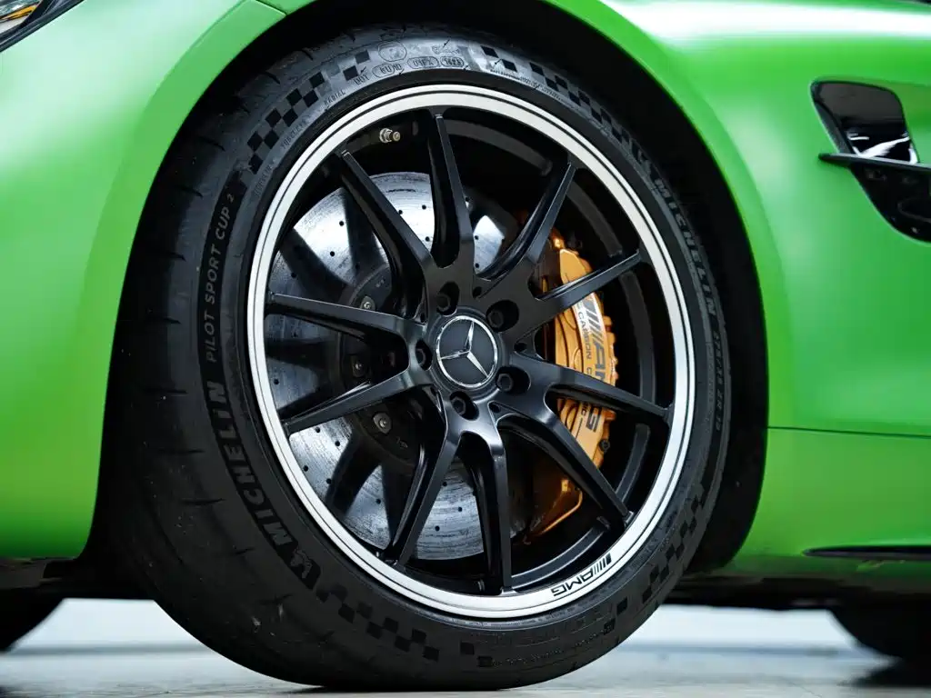 Mercedes-Benz AMG GT — фото 15