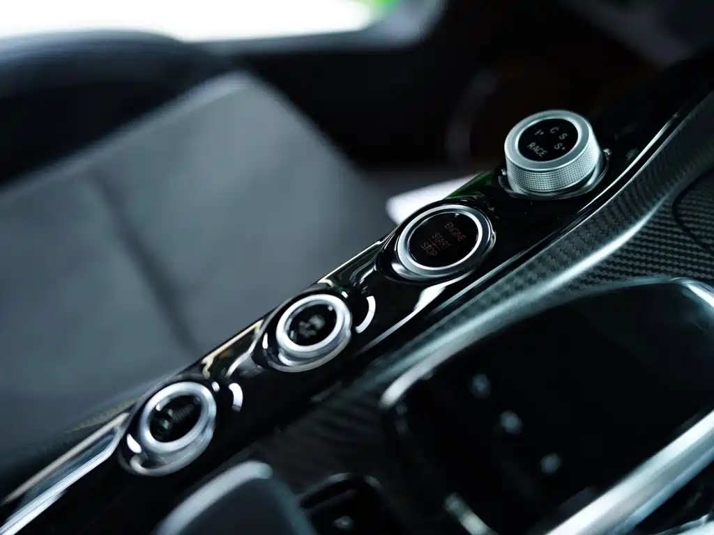 Mercedes-Benz AMG GT — фото 40