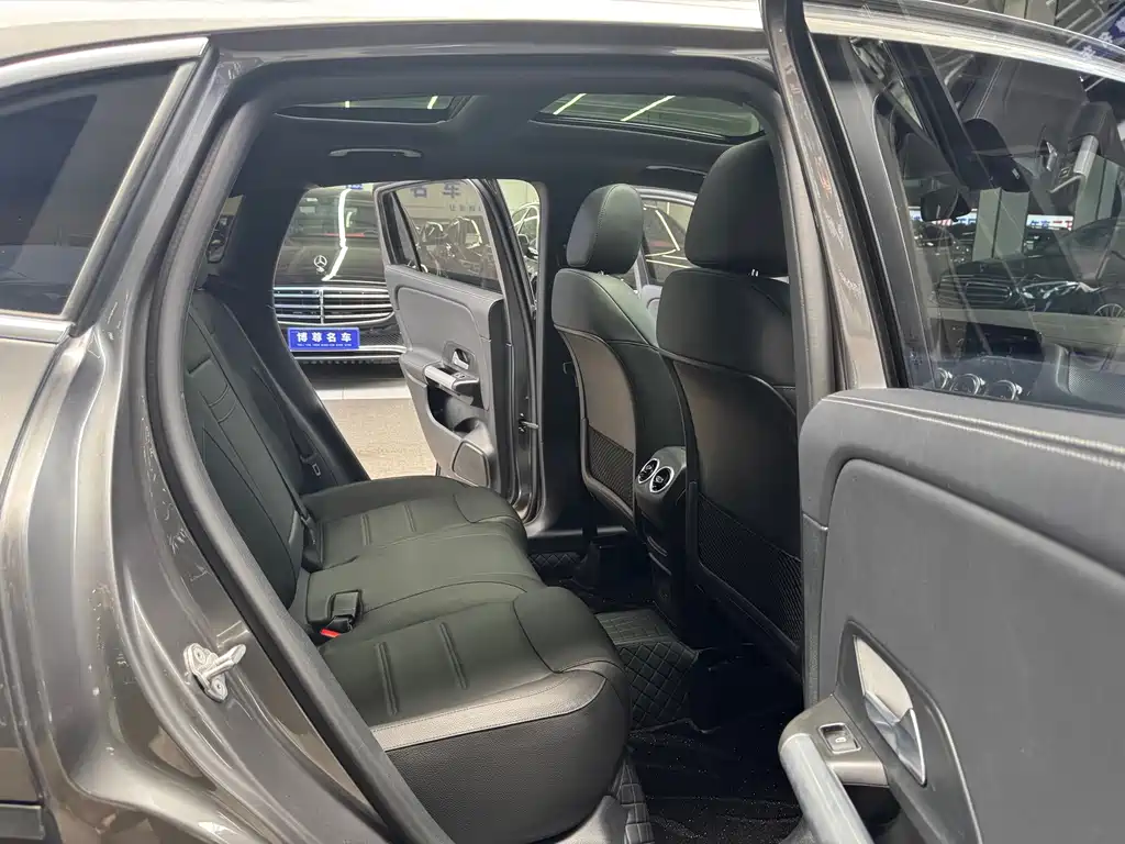 Mercedes-Benz GLA — фото 17