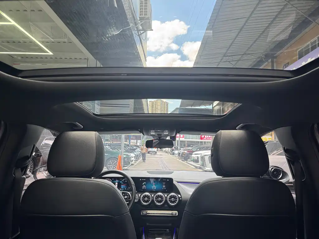 Mercedes-Benz GLA — фото 19