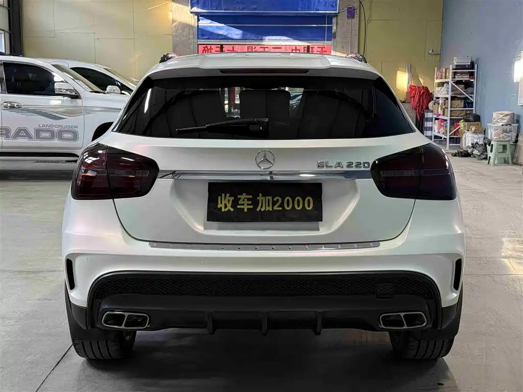 Mercedes-Benz GLA — фото 8