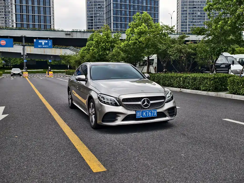 Mercedes-Benz C-Class — фото 3