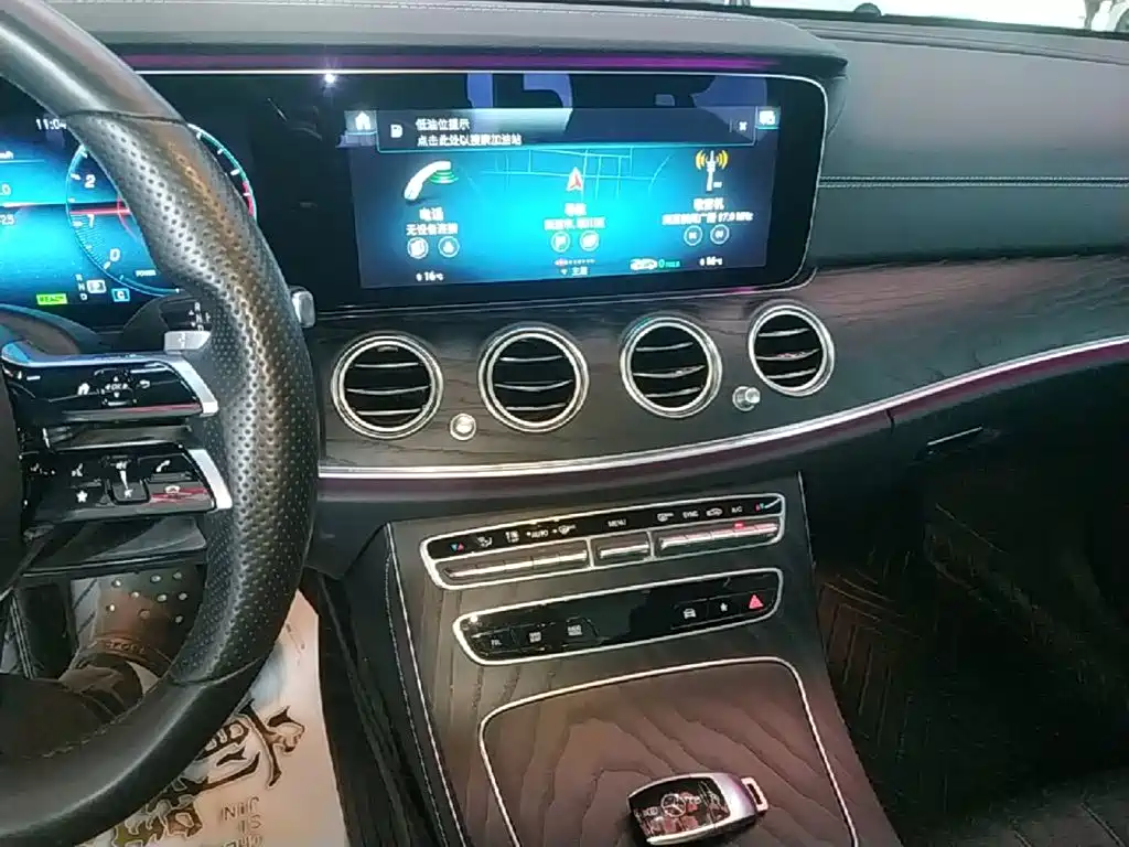 Mercedes-Benz E-Class (Import) — фото 13