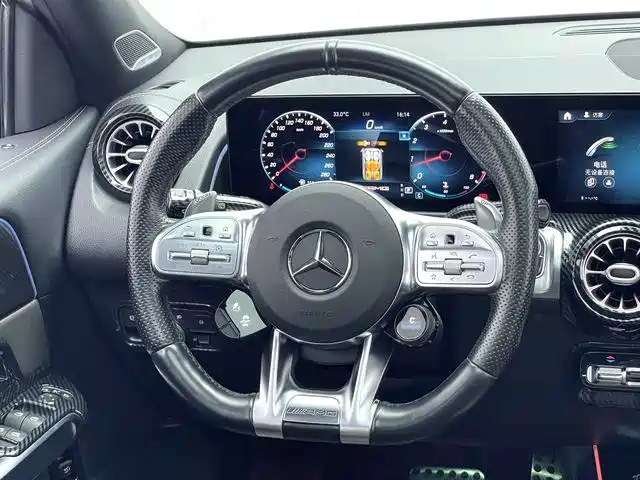 Mercedes-Benz GLB AMG — фото 11