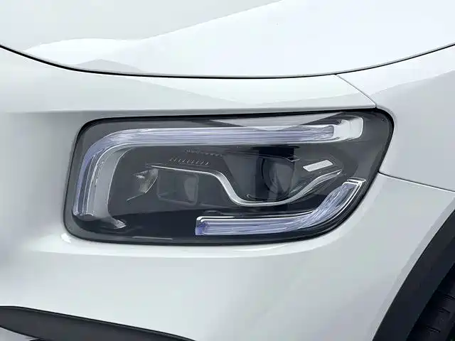 Mercedes-Benz GLB AMG — фото 19