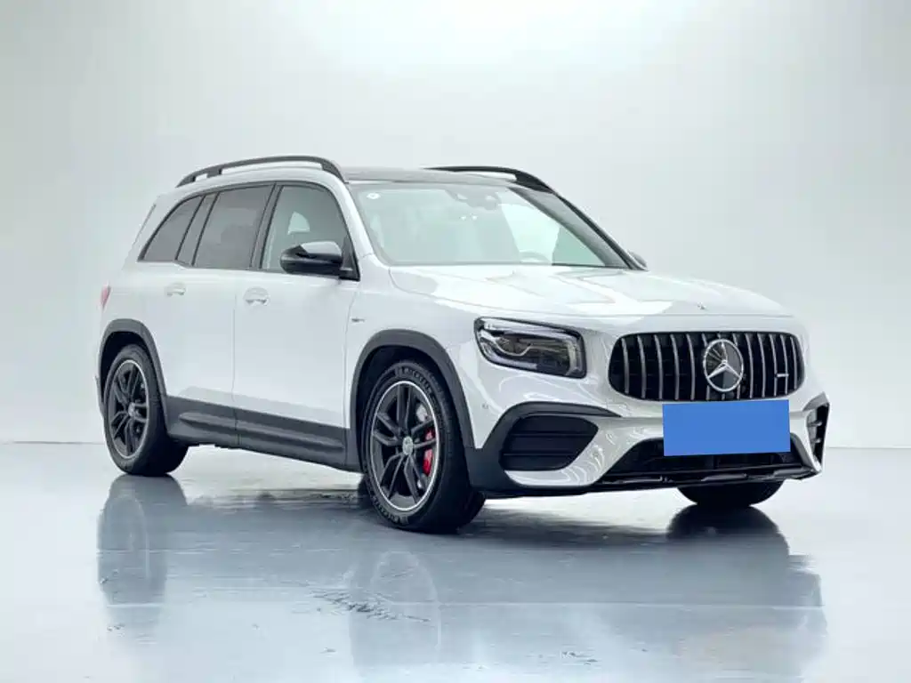 Mercedes-Benz GLB AMG — фото 3