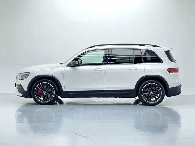 Mercedes-Benz GLB AMG — фото 7