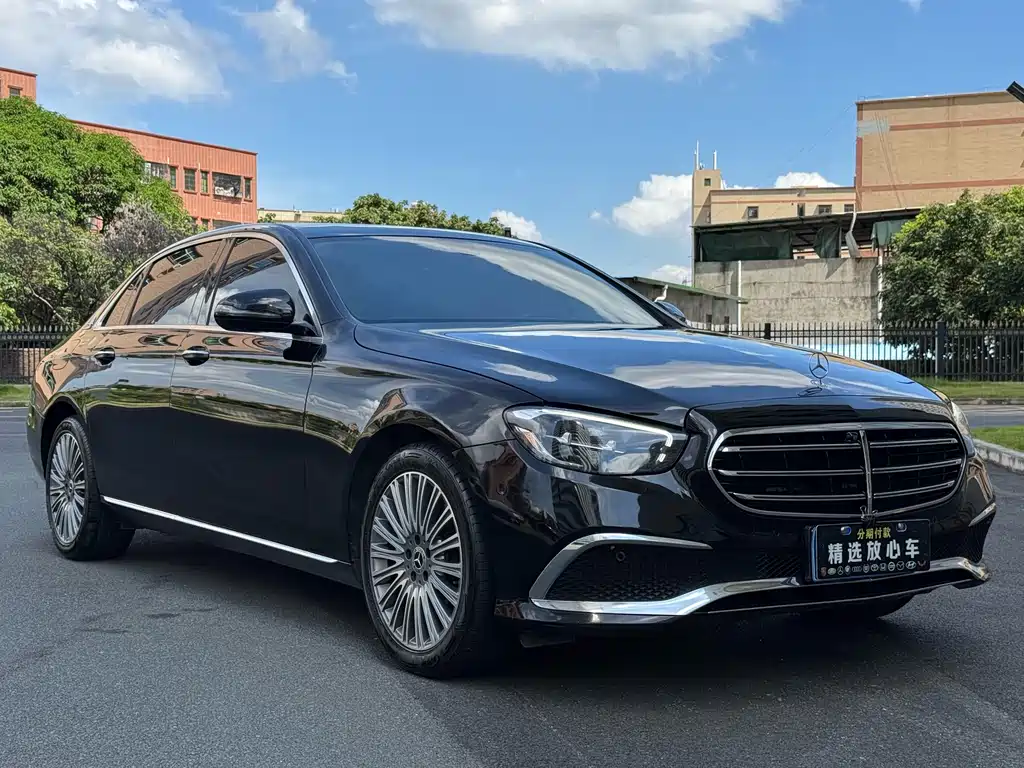 Mercedes-Benz E-Class — фото 3