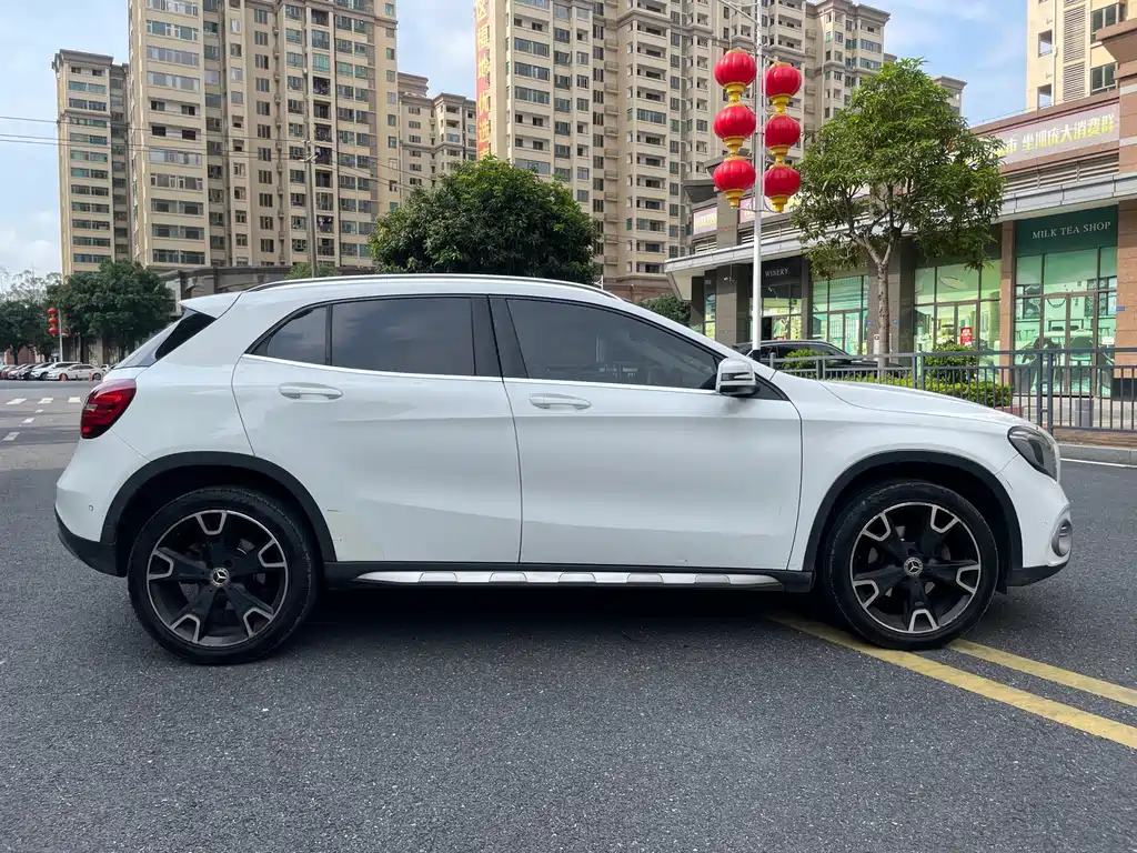 Mercedes-Benz GLA — фото 4