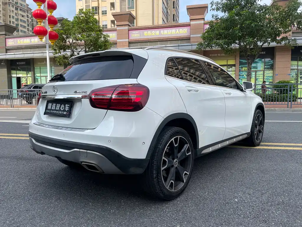 Mercedes-Benz GLA — фото 5