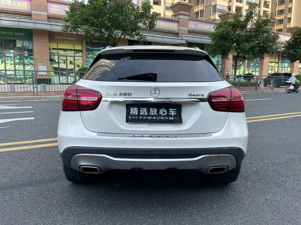 Mercedes-Benz GLA — фото 6