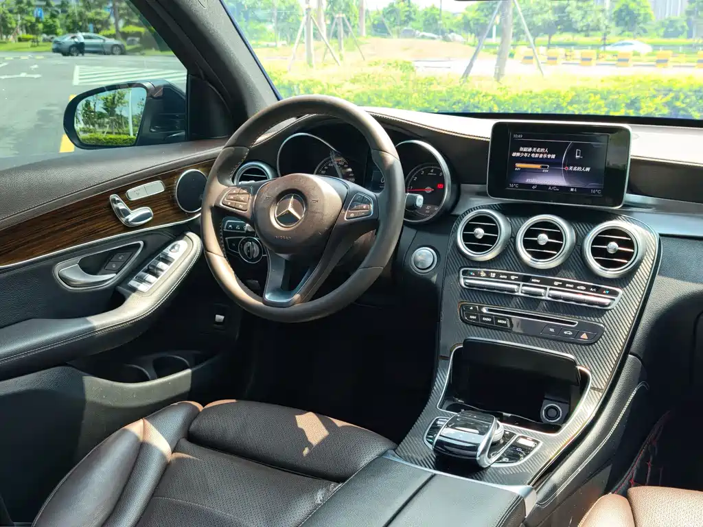Mercedes-Benz GLC — фото 20