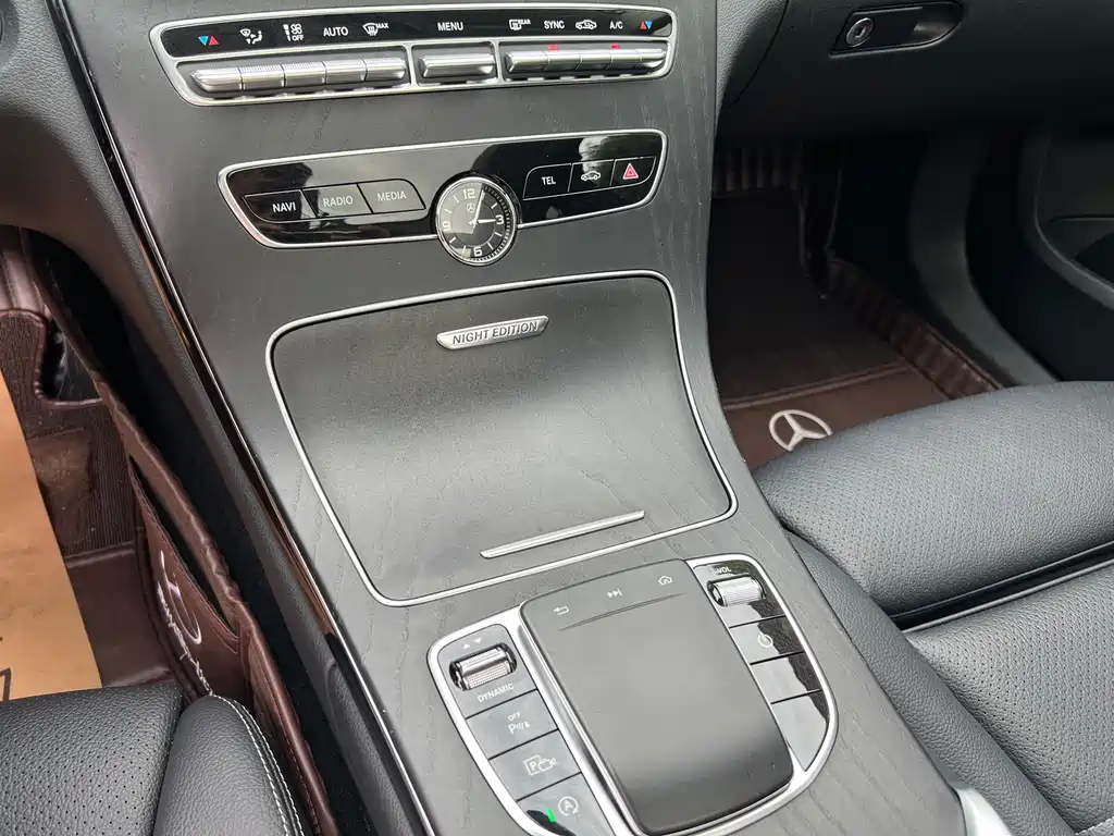 Mercedes-Benz C-Class — фото 16