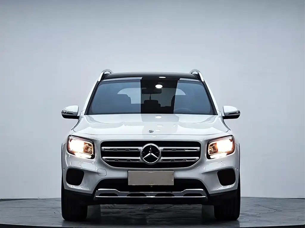 Mercedes-Benz GLB — фото 3